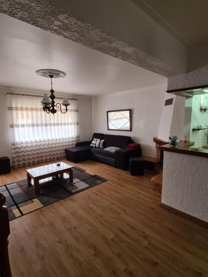 Gomes & Fortunato House Casais Brancos Buitenkant foto